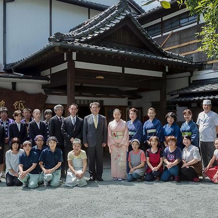 Hitoyoshi Ryokan Exteriör bild