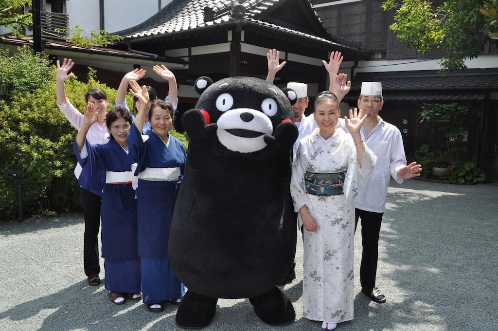 Hitoyoshi Ryokan Exteriör bild