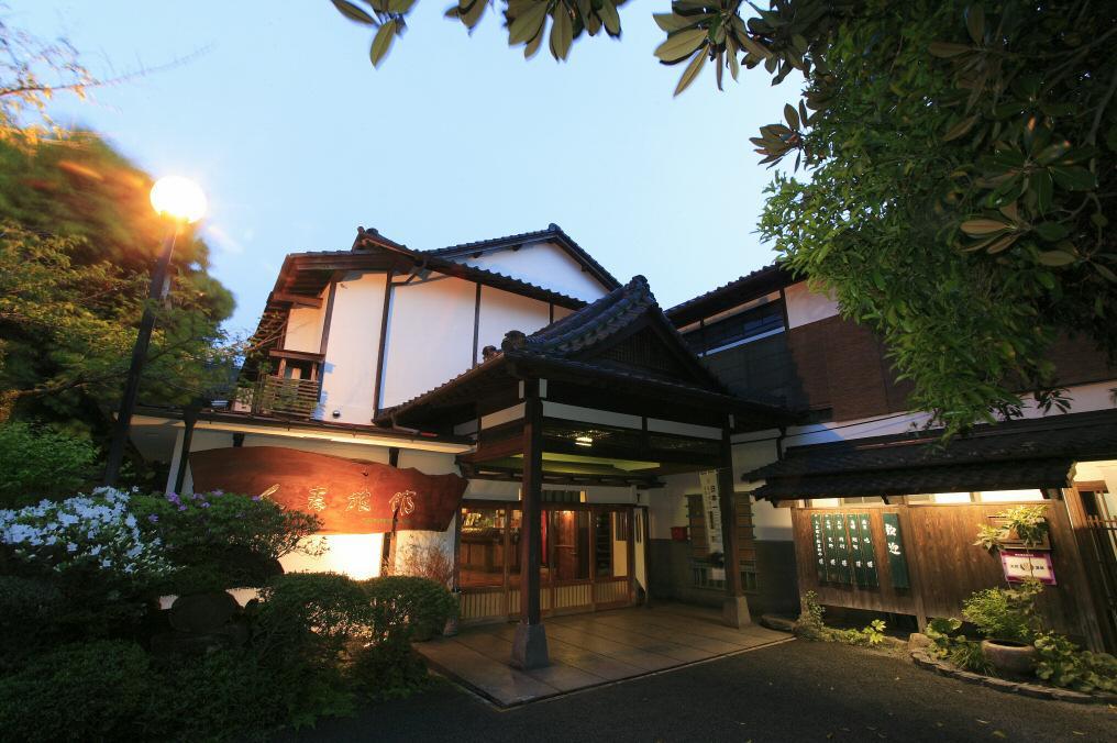 Hitoyoshi Ryokan Exteriör bild