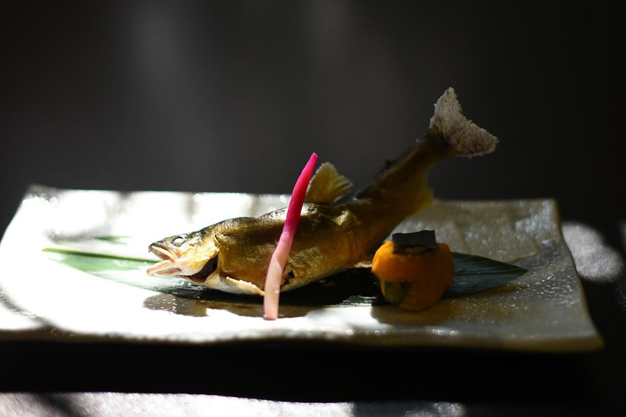 Hitoyoshi Ryokan Exteriör bild