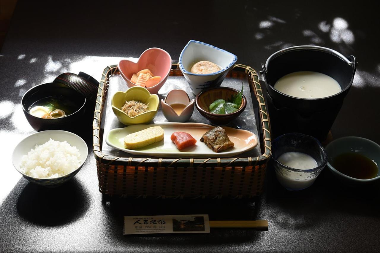 Hitoyoshi Ryokan Exteriör bild